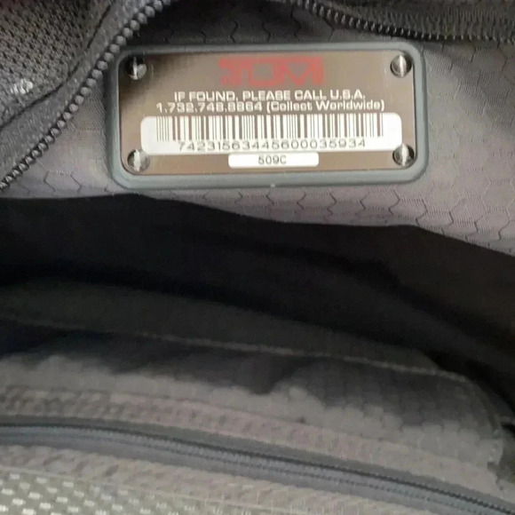 Tumi briefcase /  travel bag - Picture 7 of 8